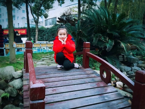 童年时光新府姜米莱妈妈.jpg